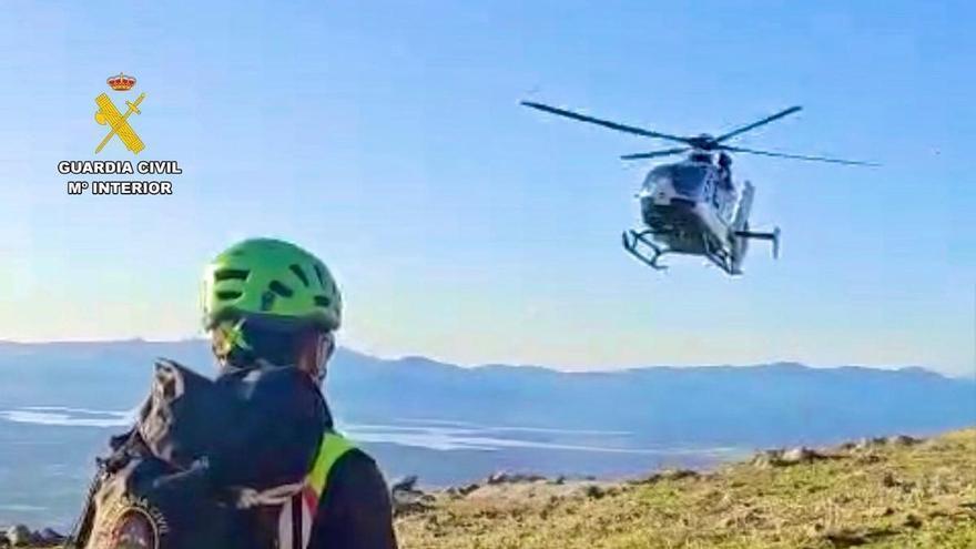 Vídeo | Evacúan a una mujer en la Garganta de los Infiernos