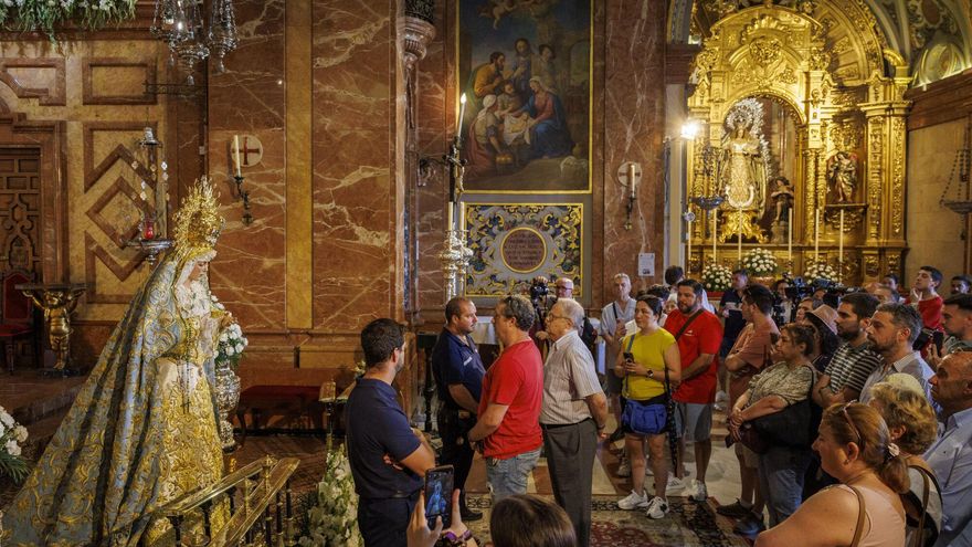 Catorce pantallas en tres espacios y gran expectación para el Cabildo que decidirá si la Macarena se restaura o no