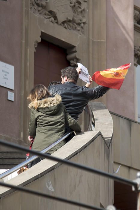 La manifestació per la unitat d''Espanya aplega unes 700 persones a Manresa