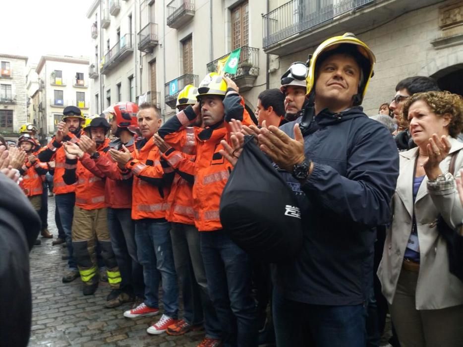 Concentració de rebuig de les actuacions policials de l'1-O a la plaça del Vi