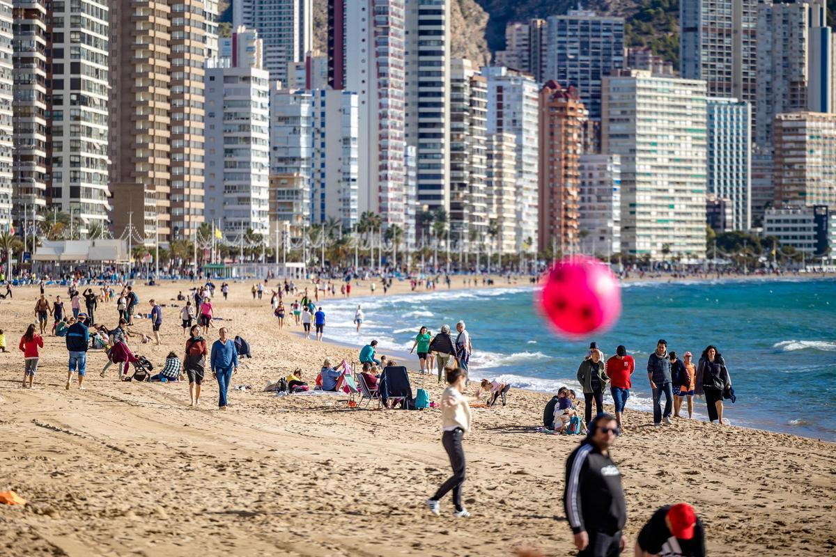 La playa de Benidorm, este invierno.