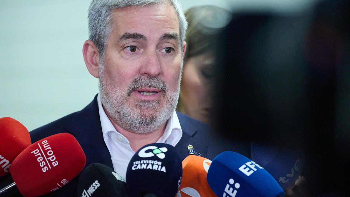 Clavijo tacha a Abascal de  auténtico fascista  por pedir el hundimiento del barco de Open Arms