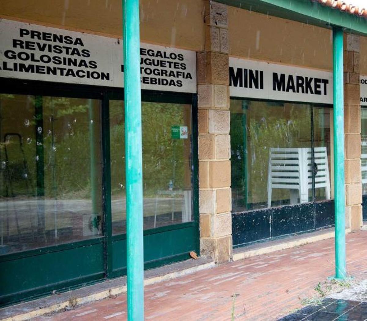 Veraneando en el pueblo fantasma