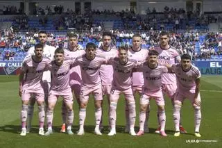EN IMÁGENES: el encuentro Huesca - Real Oviedo