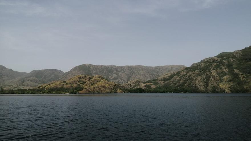 Cristina Moral Turiel expone en Puebla sus pinturas sobre el Lago de Sanabria