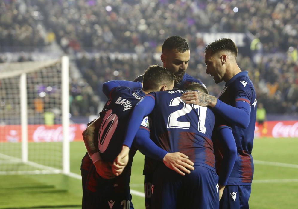 Las mejores imágenes del Levante UD - Real Madrid