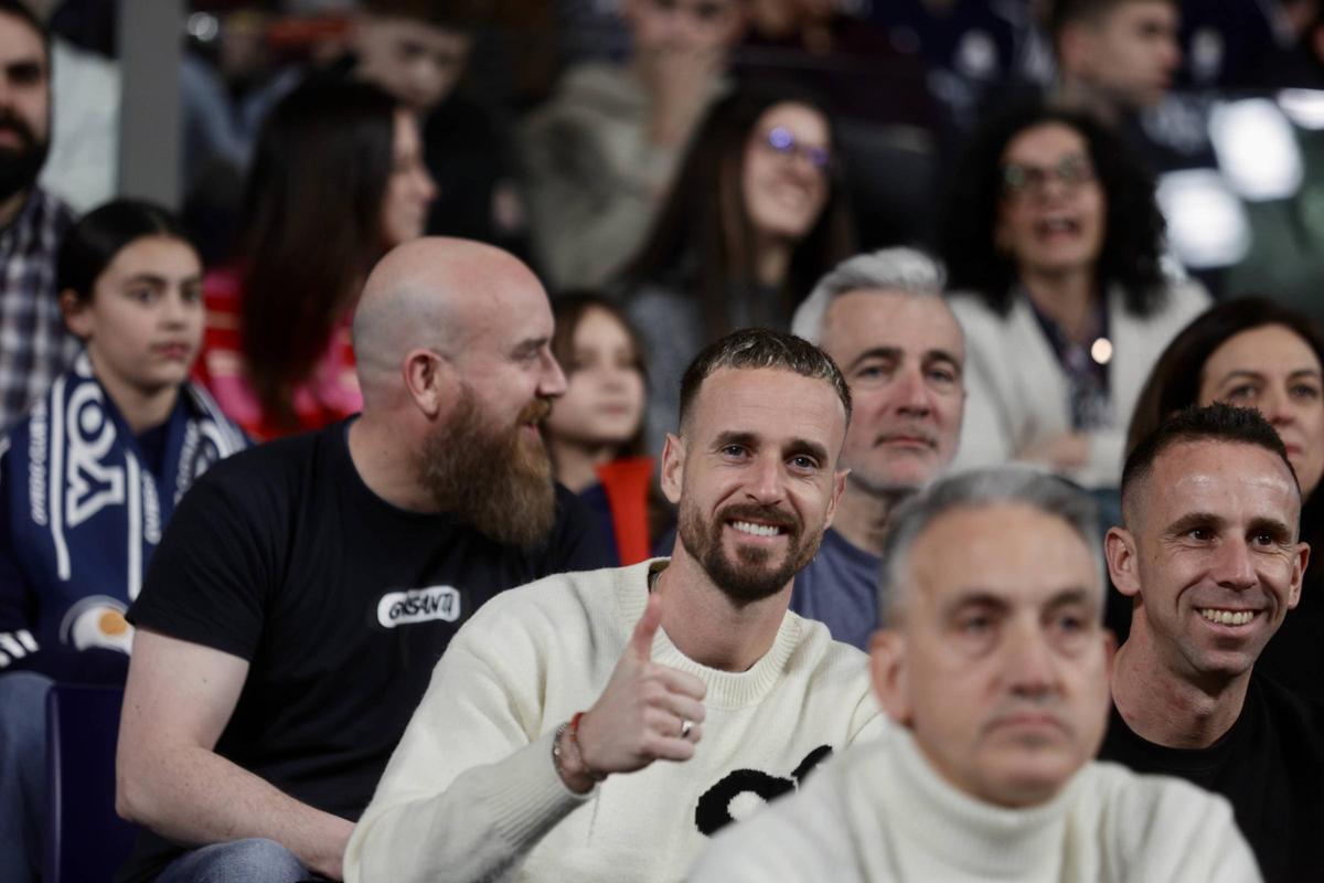 Todas las imágenes del Alimerka Oviedo Baloncesto-Leyma Coruña disputado en el Palacio de los Deportes (84-89)