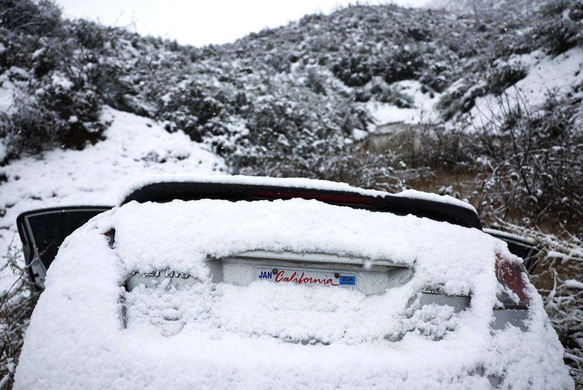 Fuertes nevadas en el sur de California