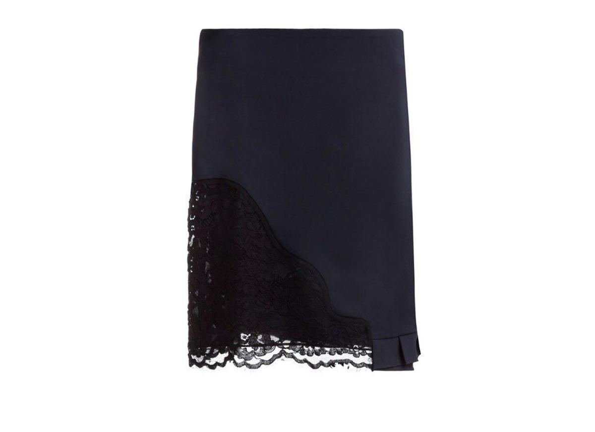 Falda bicolor de encaje. (Precio: 55 euros)