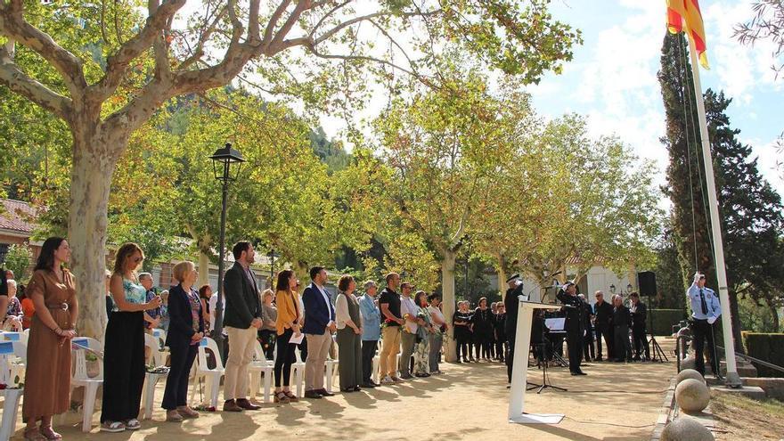 L’acte institucional de la Diada omple el Parc Pere Sallés de Sallent i pren un caràcter reivindicatiu