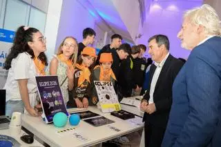 Premio al CEIP Álvarez Limeses de Pontevedra por un proyecto científico sobre el eclipse de agosto