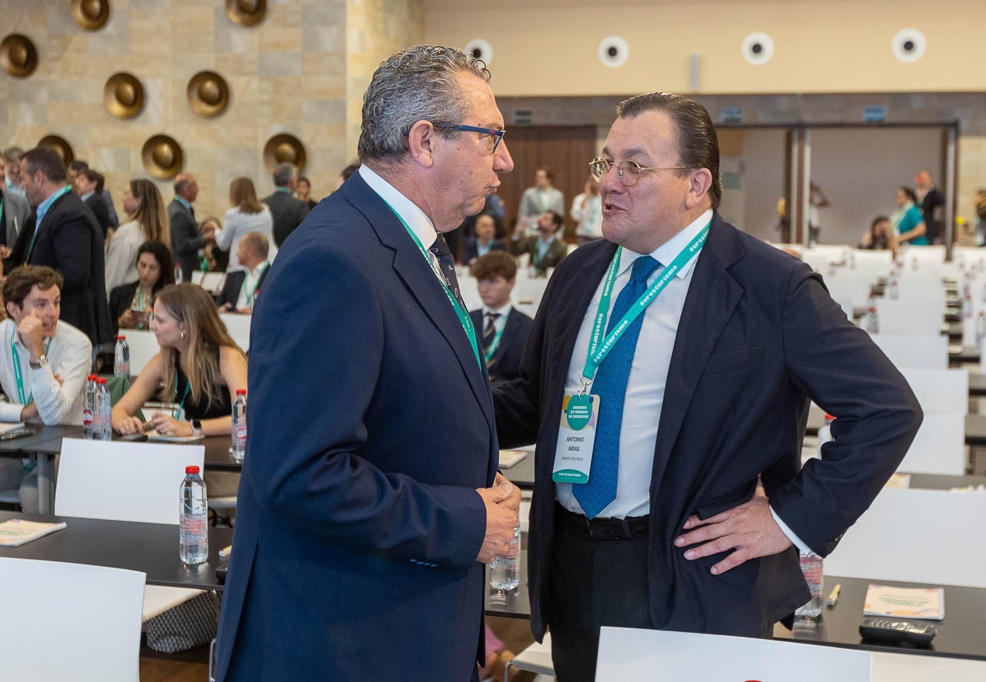 Los empresario cierran filas en defensa del turismo en las jornadas celebradas en Benidorm