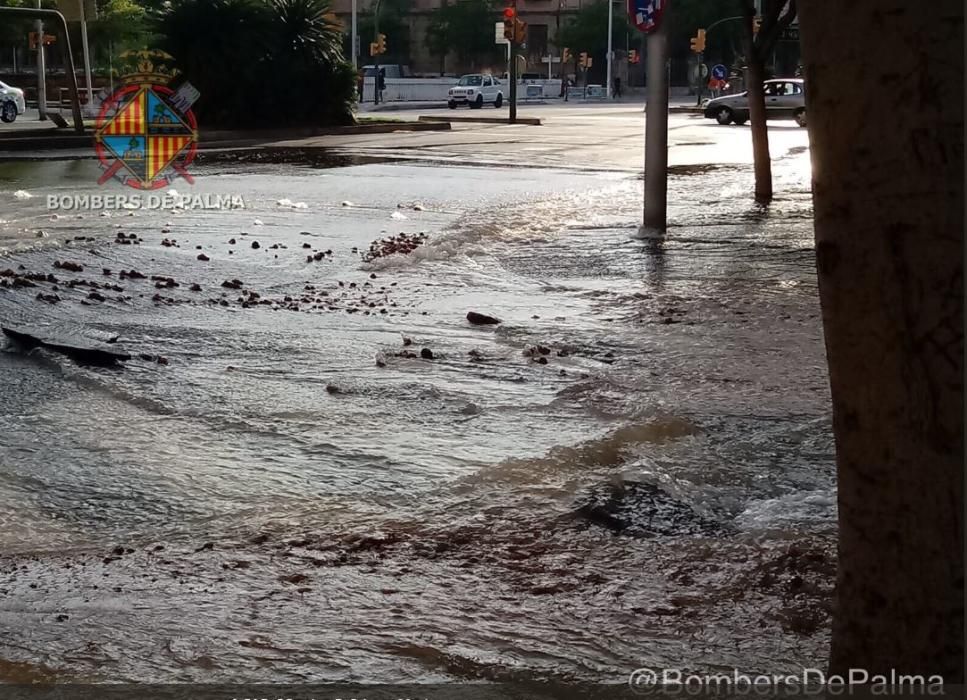 La rotura de una tubería deja sin agua las barriadas de El Fortí, el Terreno y Son Armadans