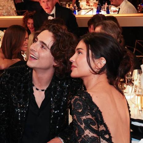 El 'look' cero 'matchy' de Kylie Jenner y Timothée Chalamet en la Berlinale es criticado en redes