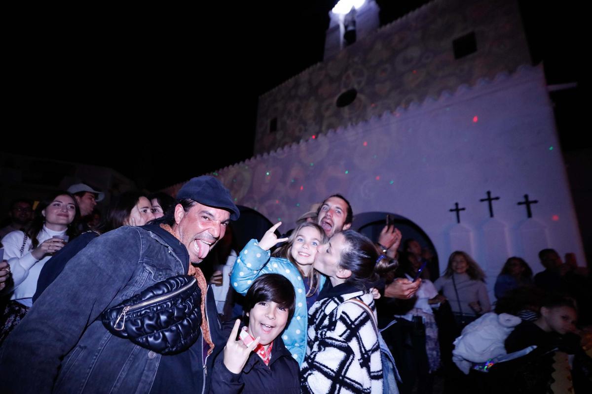 Mira aquí todas las fotos de la Flower Power de Sant Josep