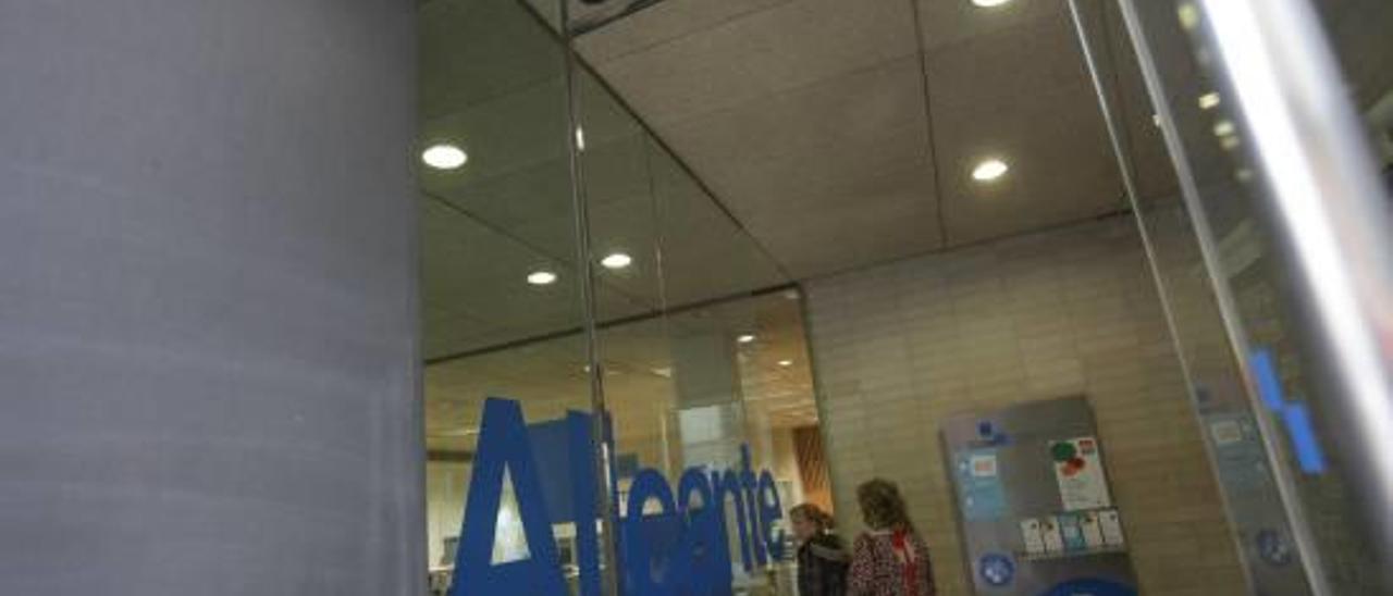 Una oficina de Suma Gestión Tributaria en la ciudad de Alicante.