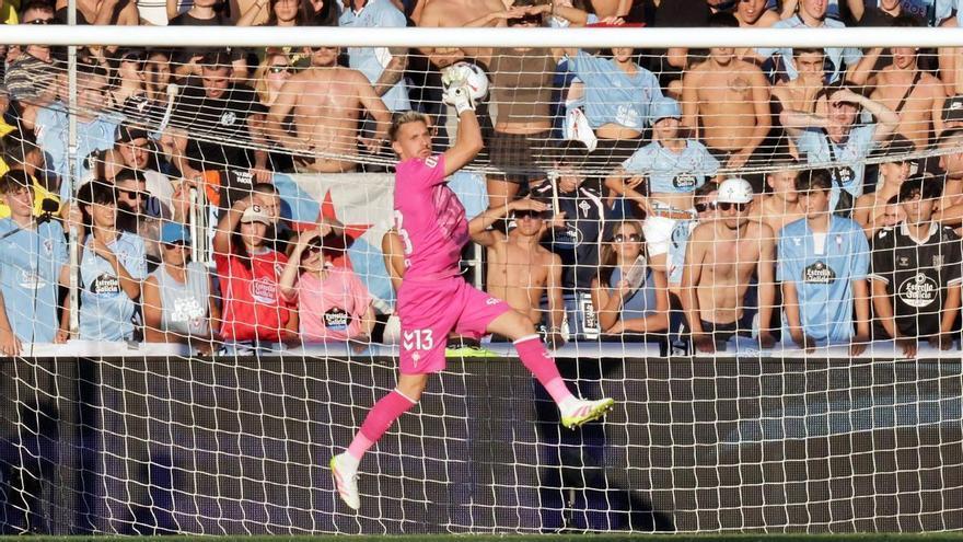 El Celta echa el cerrojo a la portería