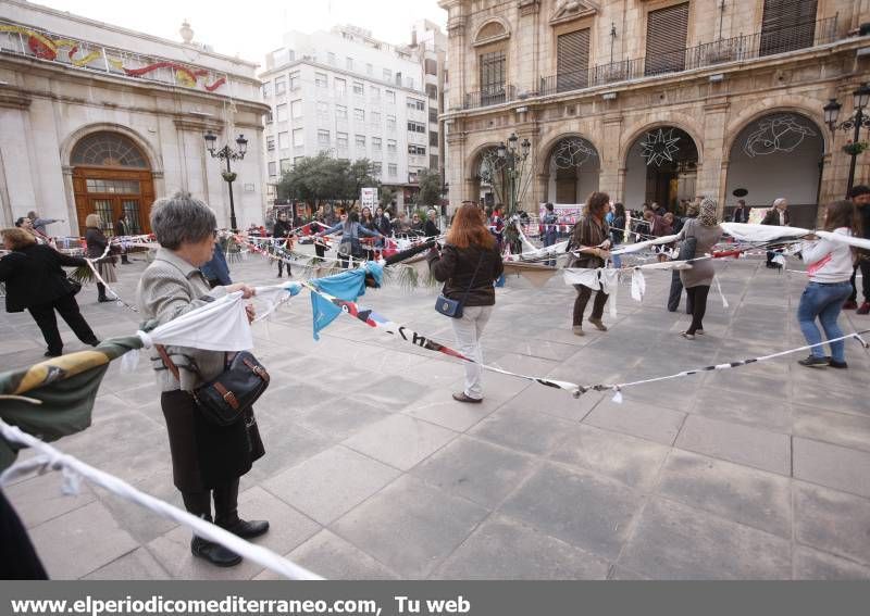 GALERÍA DE FOTOS -- Castellón clama contra el maltrato a las mujeres