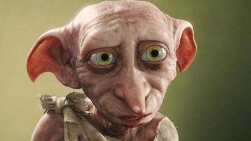 J.K. Rowling pide perdón por haber matado a Dobby.