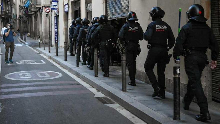 Un miler d&#039;agents participen en operació contra el narcotràfic a Barcelona