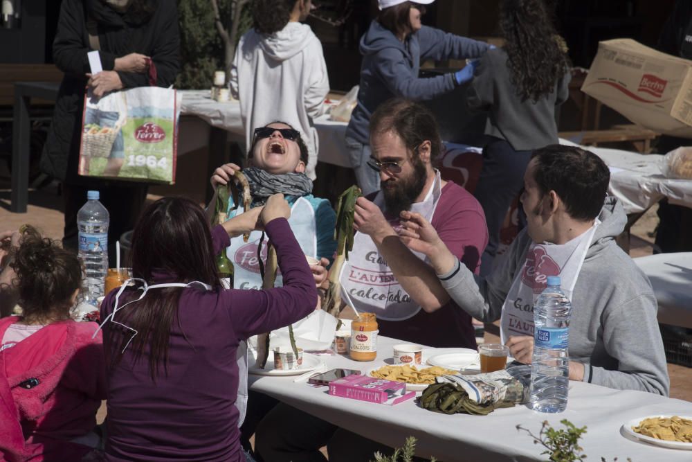 Les imatges de la calçotada popular del Regió 7