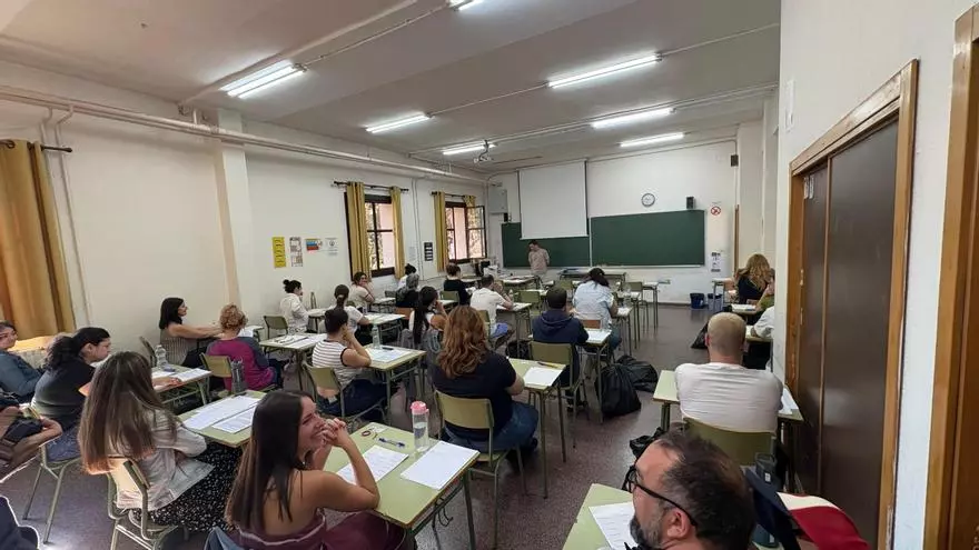 Más de 18.000 opositores optan a una de las plazas de Educación