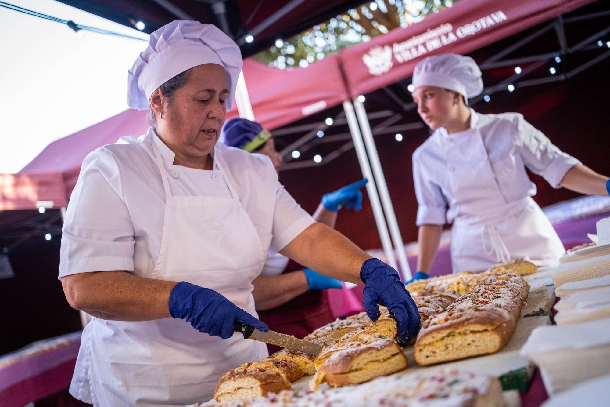 La Orotava elabora el roscón gigante de Reyes