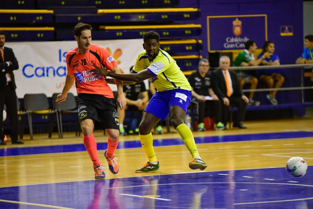 Partido de fútbol sala entre Gran Canaria y ...