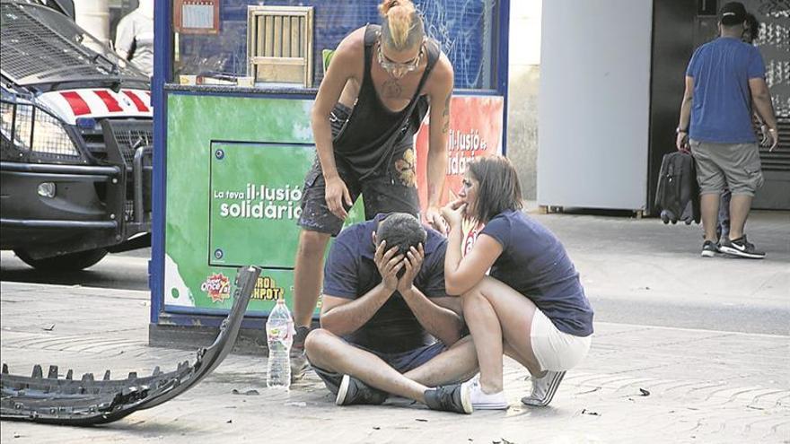 El terror yihadista siega 13 vidas en el corazón de Barcelona