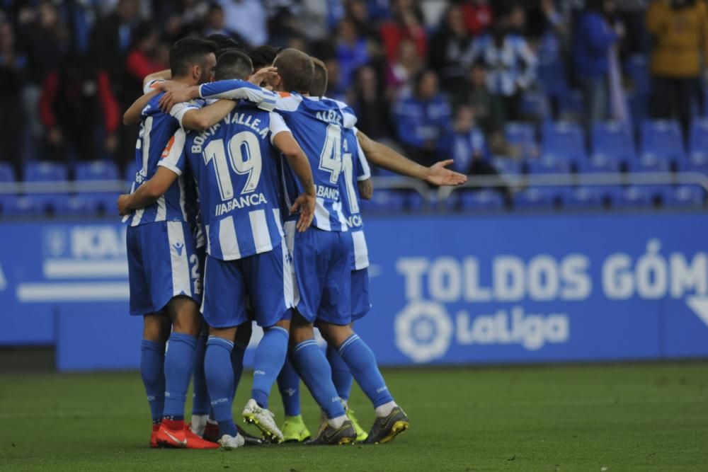 El Dépor remonta y le gana 4-2 al Málaga