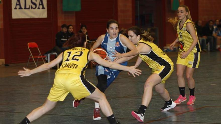 El Adeba supera a La Carlota en el derbi femenino