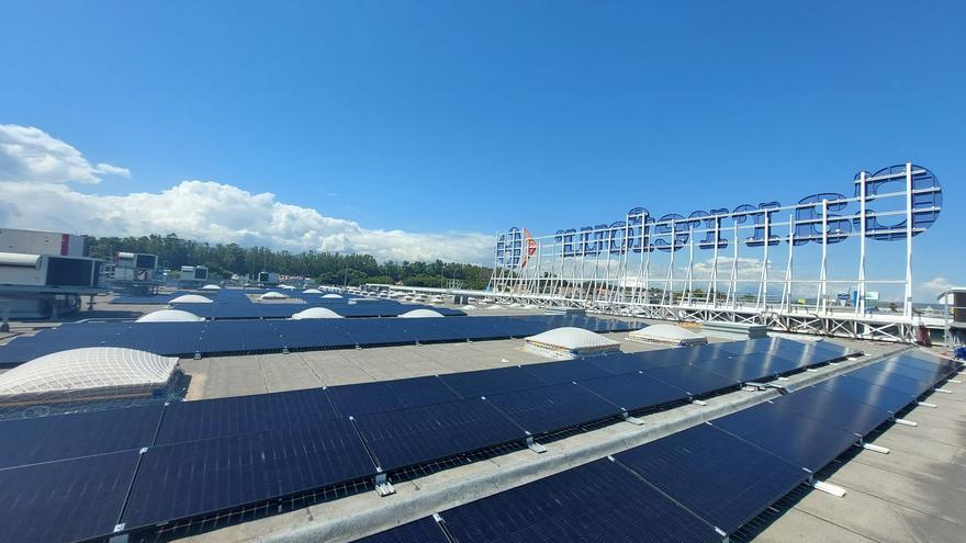 Carrefour impulsa el autoconsumo de energía fotovoltaica en 130 centros