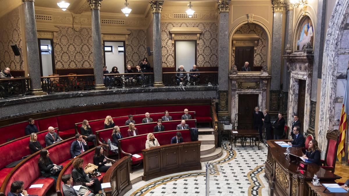 PP y Vox no revelan los regalos que reciben en el Ayuntamiento de València