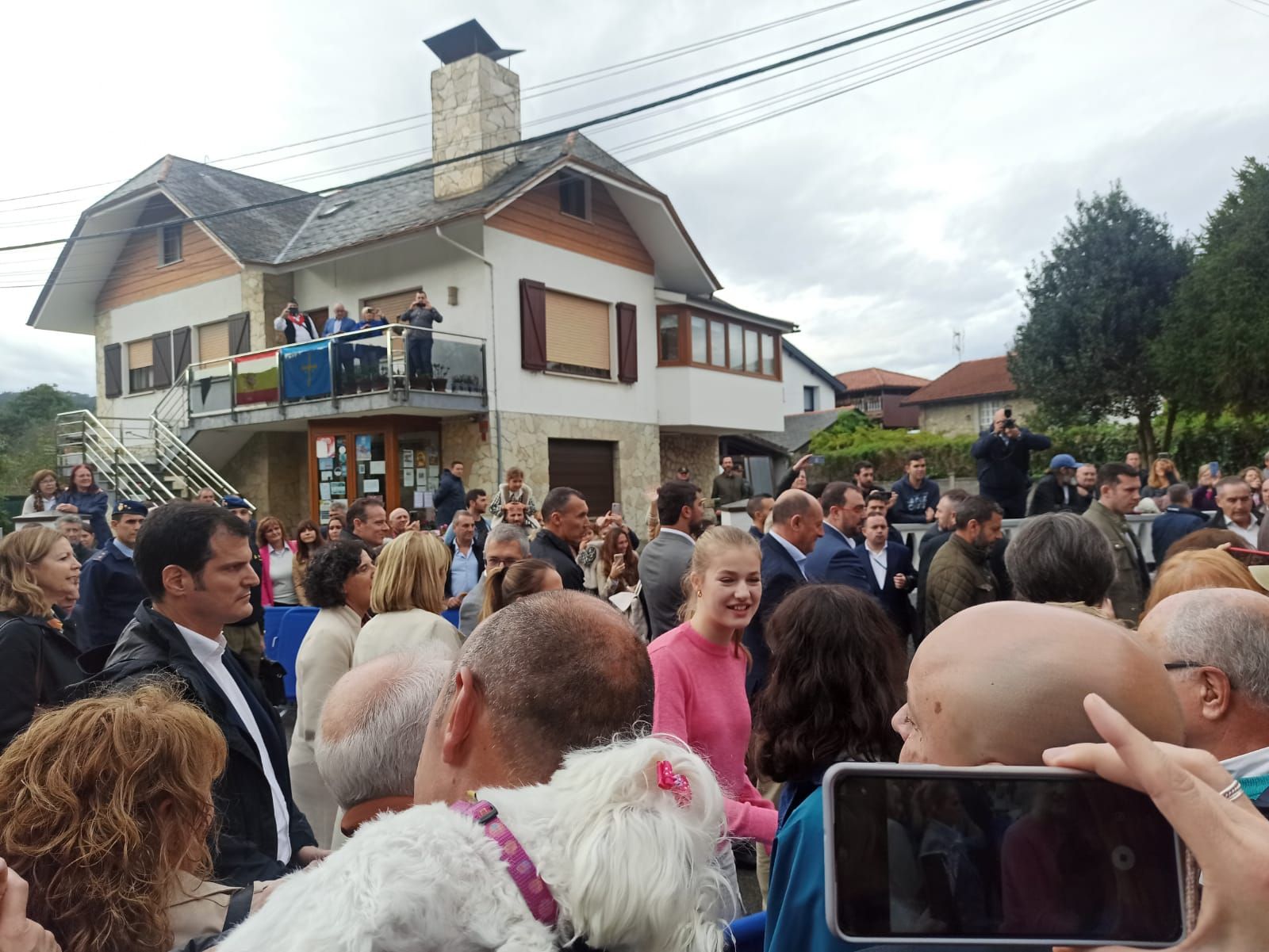 EN IMÁGENES: La Familia Real visita Cadavedo para hacer entrega del premio al Pueblo Ejemplar