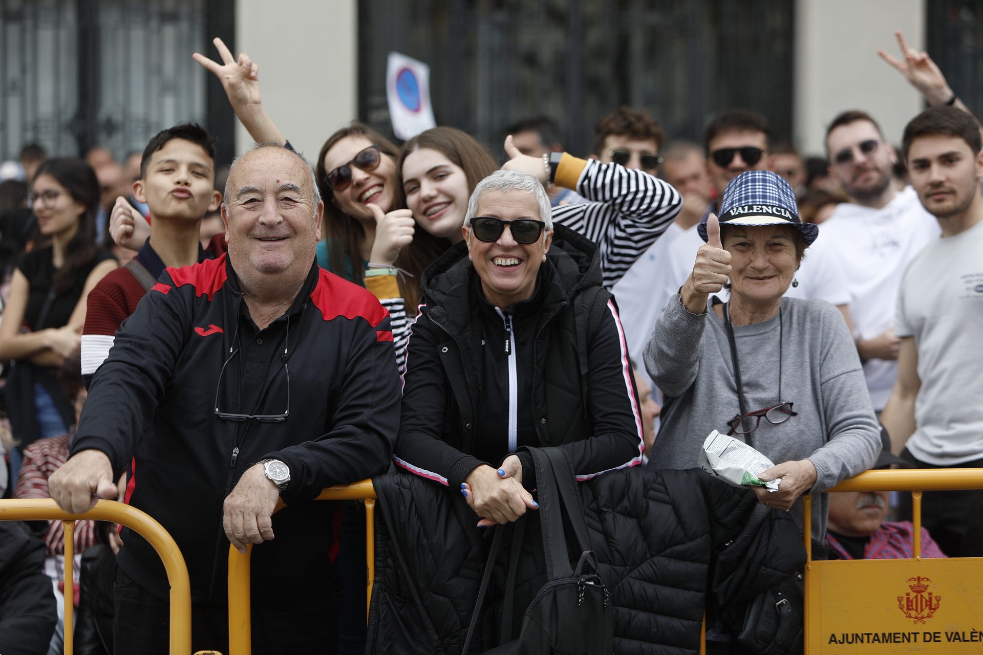 Búscate en la mascletà de hoy, 18 de marzo de 2023