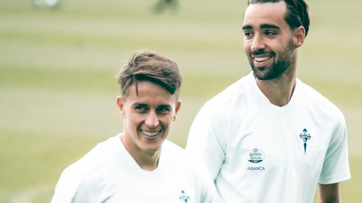 Franco Cervi,
con Brais Méndez,
en un entrenamiento
 en la ciudad
deportiva del Celta.
 // RCCV