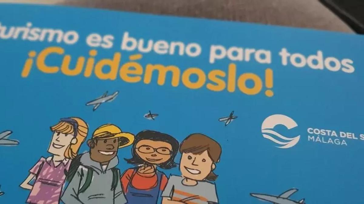 Un ejemplar del cómic repartido este martes en el colegio Blas Intante de la capital.