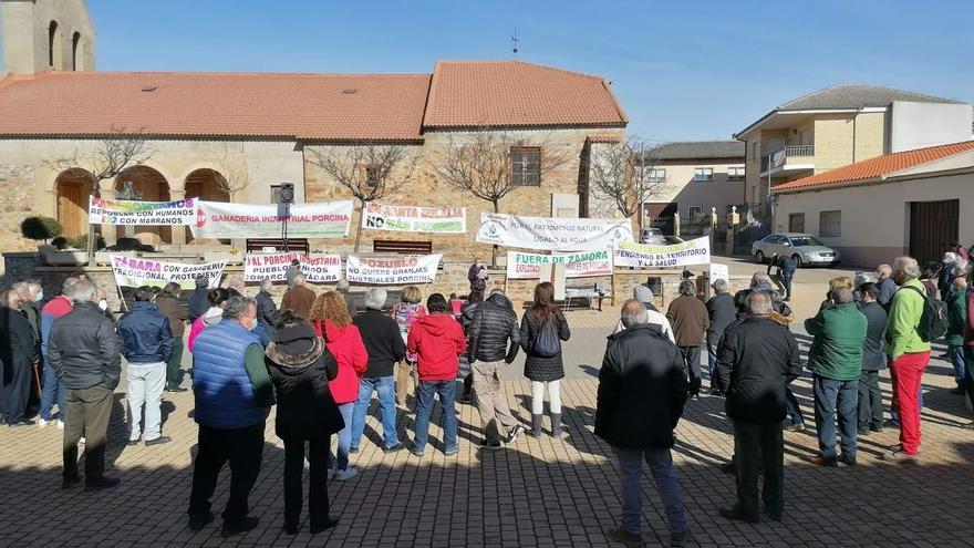 Las movilizaciones contra las macrogranjas vuelven a la comarca de Tábara