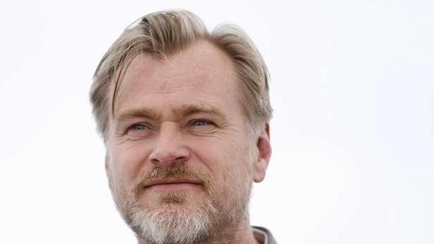 El director británico Christopher Nolan, ayer en Cannes. // Franck Robichon