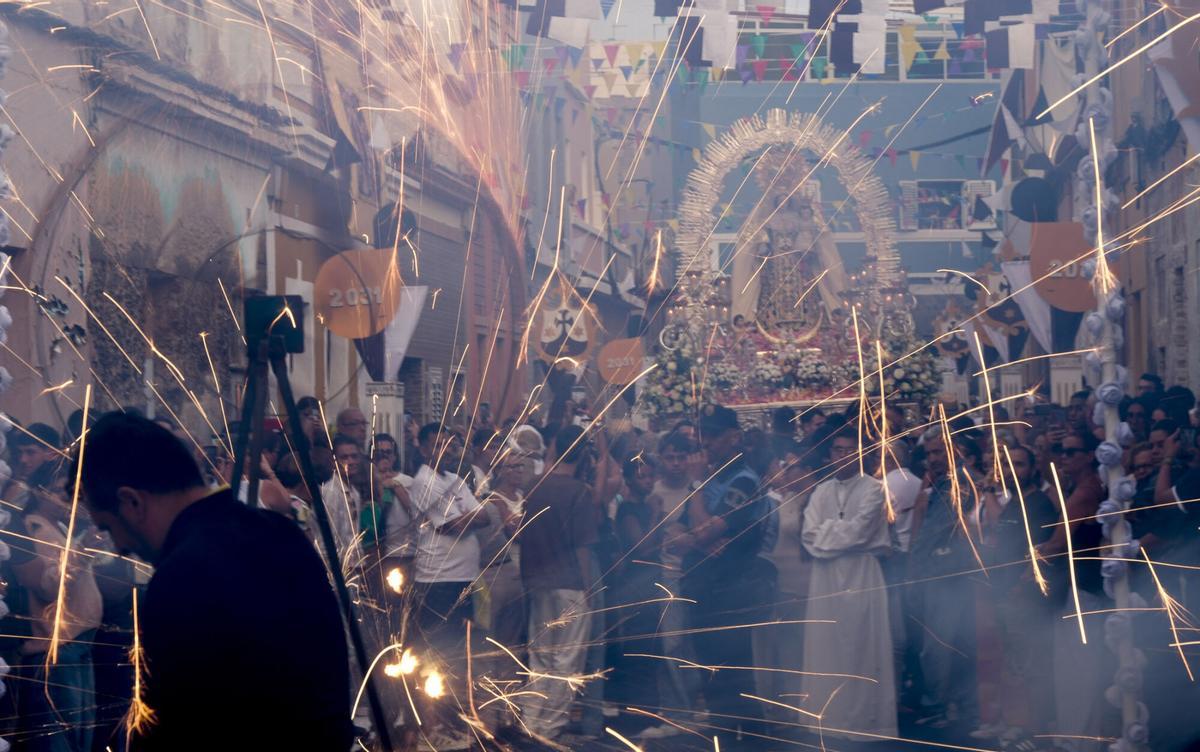 Procesión de La Aurora de la Virgen del Carmen en La Isleta 2026 Procesión de La Aurora de la Virgen del Carmen en La Isleta 2026