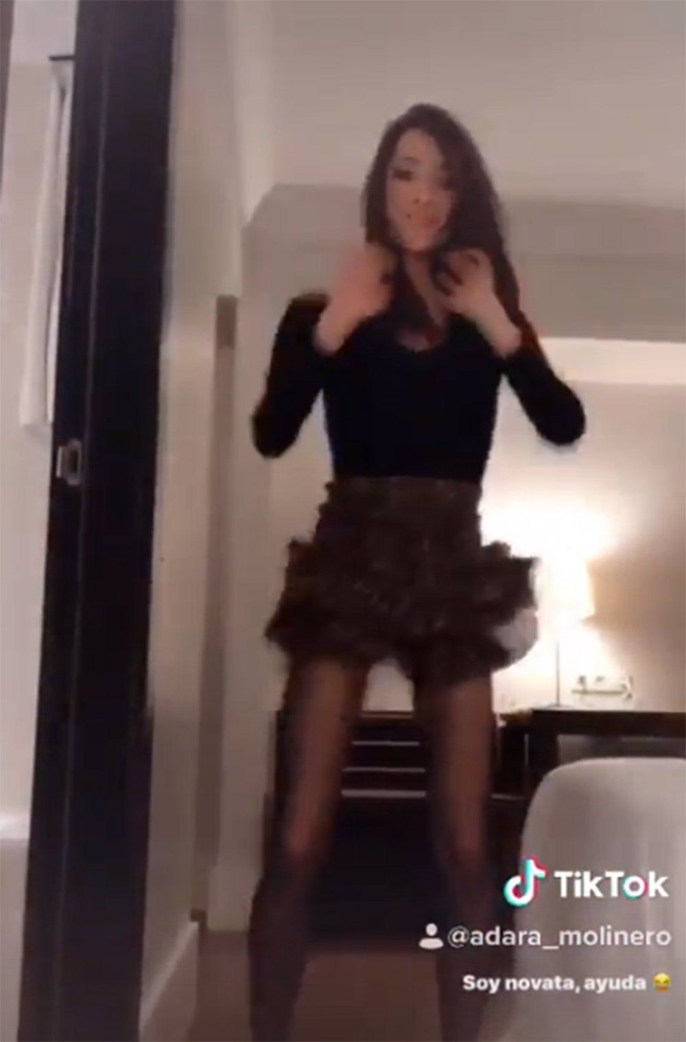 Adara Molinero en su primer TikTok