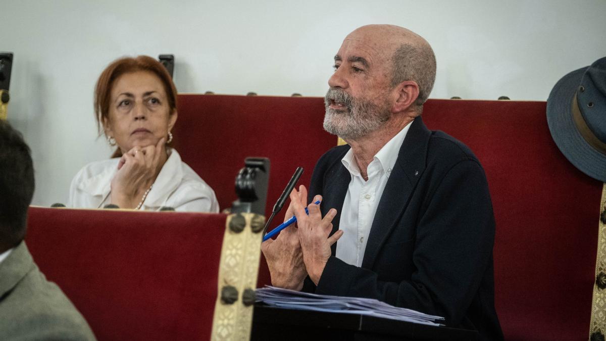 Pleno extraordinario en el Ayuntamiento de La Laguna (9/11/22)