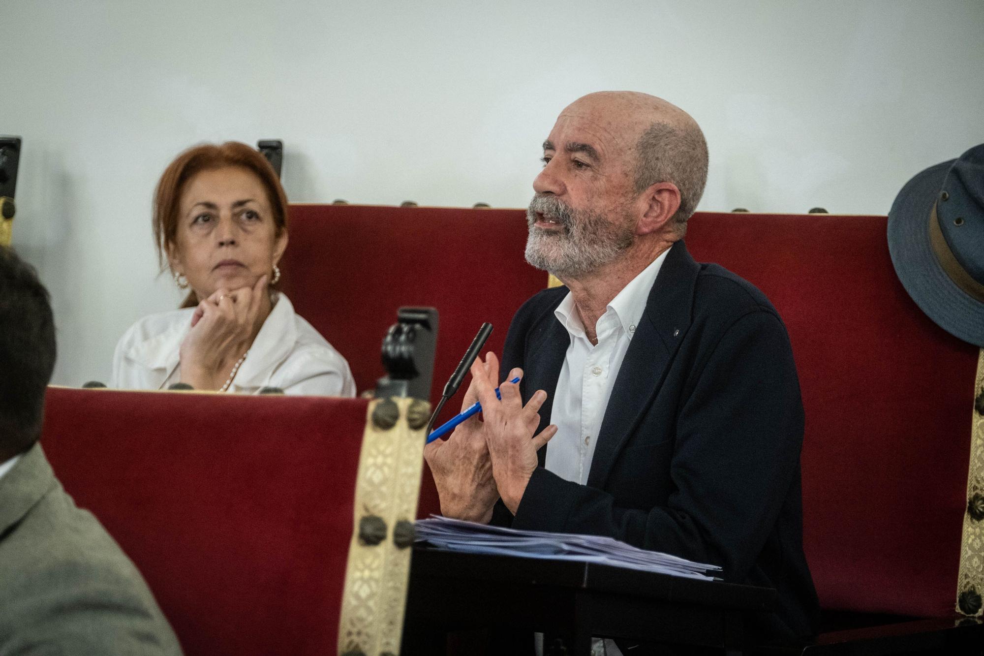 Pleno extraordinario en el Ayuntamiento de La Laguna (9/11/22)