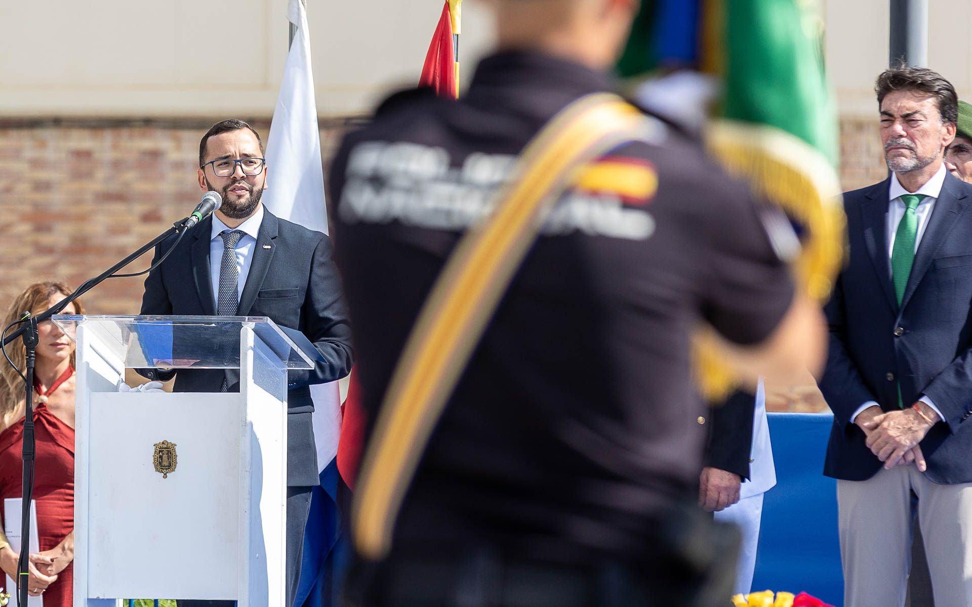 La Policía Nacional celebra en Alicante el día de su patrón