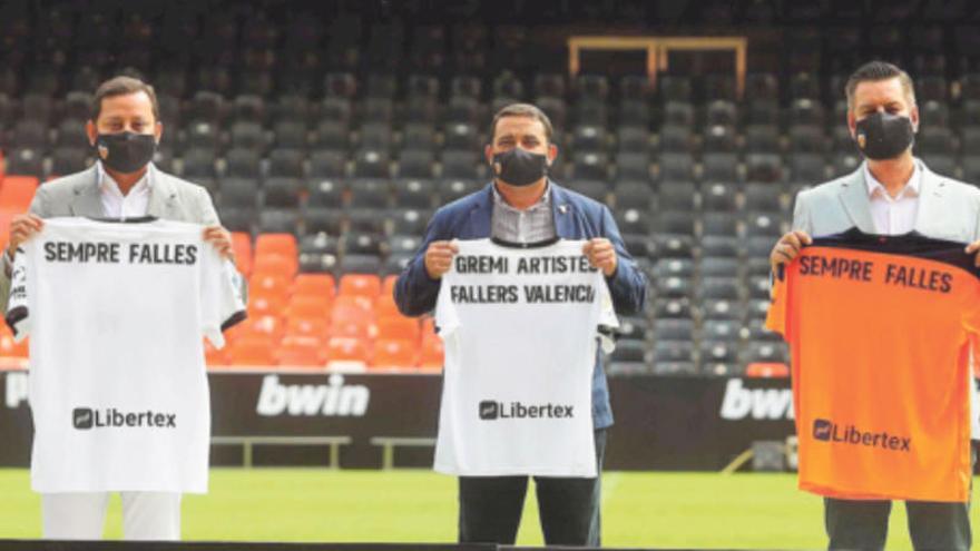 El Valencia CF entregará un ninot a cada club visitante