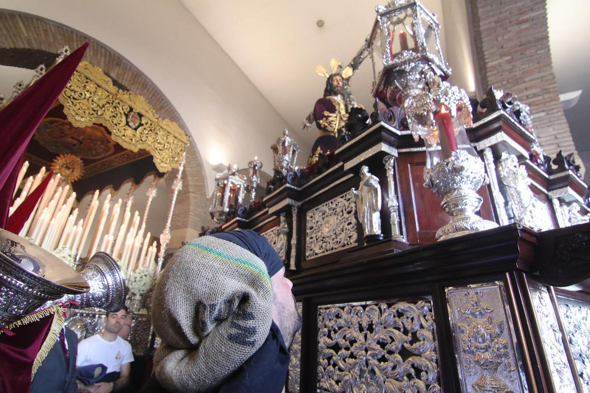 La Hermandad de la Vera Cruz en la tarde del Lunes Santo La Hermandad de la Vera Cruz en la tarde del Lunes Santo