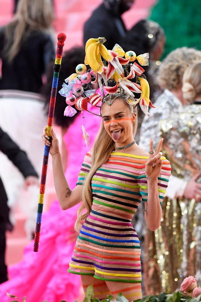 Cara Delevingne de Dior HC en la Gala MET 2019