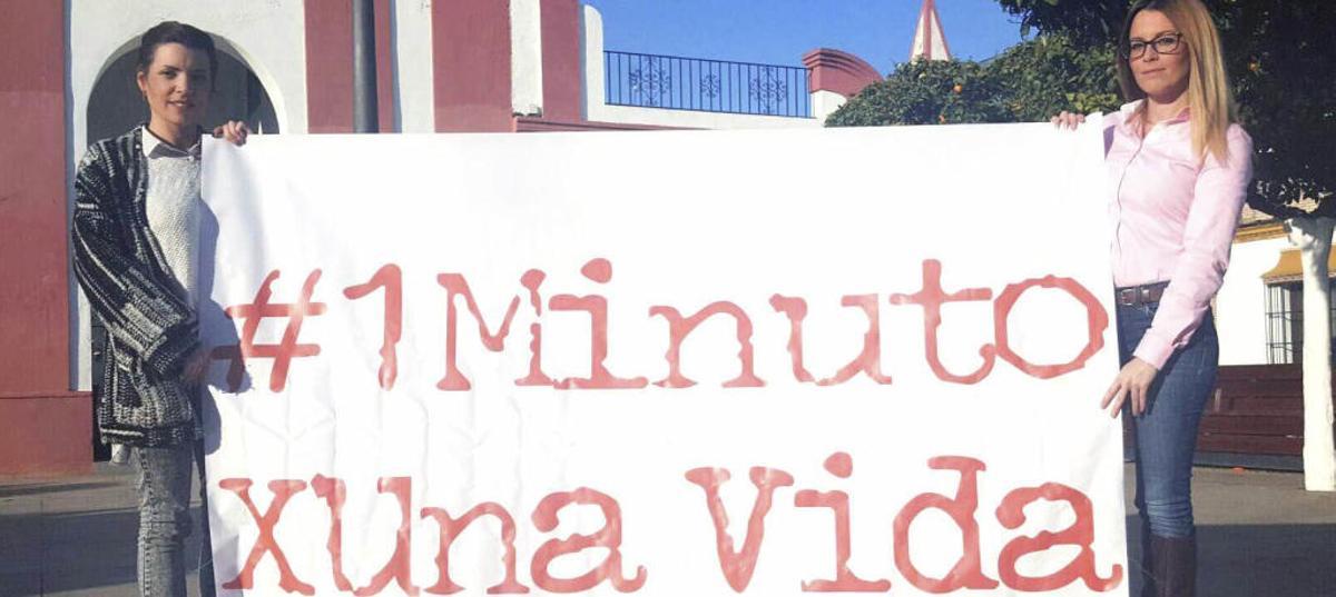 Verónica Andreu (izq.), portavoz de la campaña en redes sociales.