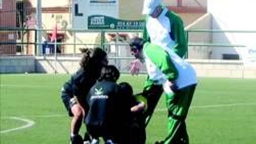 El Extremadura femenino se complica la vida para salvarse