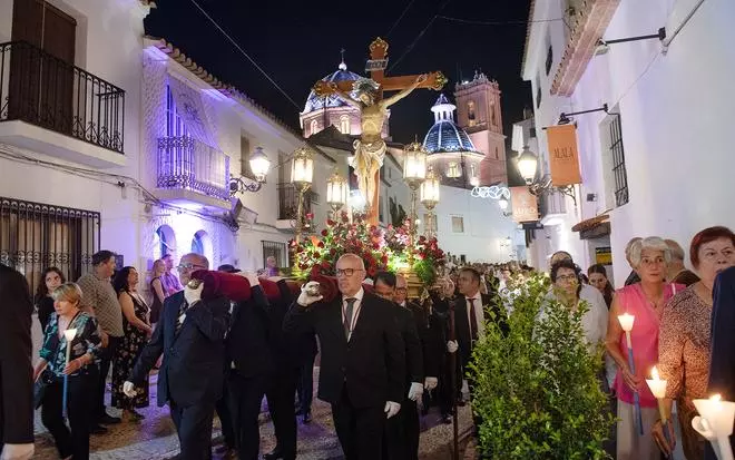 Fervor al Cristo del Sagrario, San Blas y la Virgen del Consuelo en el Día Grande de las fiestas patronales de Altea